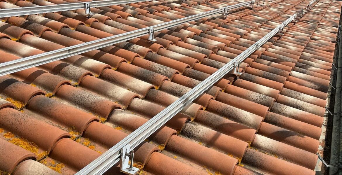 costruzione-tetto-con-tegole-rm-costruzioni